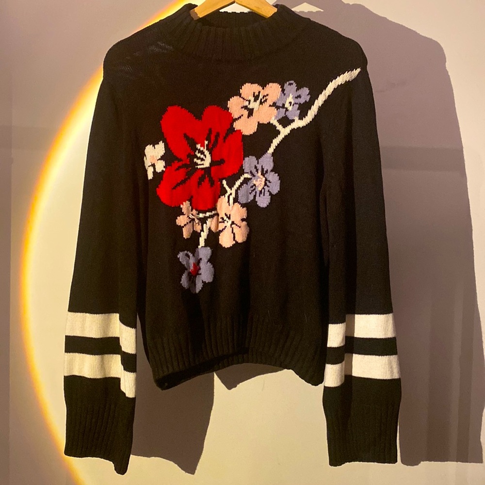 floral graphic and stripe sleeve sweater
